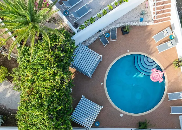 Saint Joris A Tiny Boutique Resort